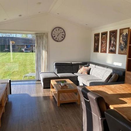 Chalet Villa Nistelrode Bagian luar foto